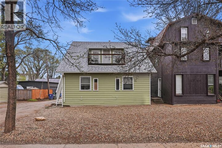 Property Photo: 813 12th Street E SK S7N 0H7