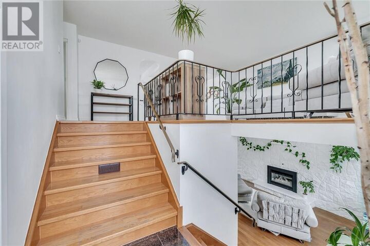 Property Photo:  115 Windsor Crescent  ON P3E 1Z6 