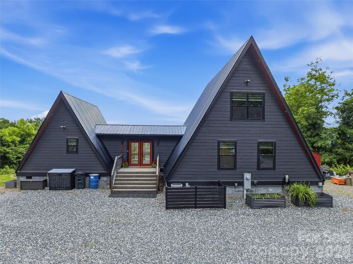 Property Photo:  1877 Wilson Cove Road  NC 28716 