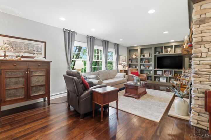 Property Photo:  480 Oakwood Drive  OH 45013 