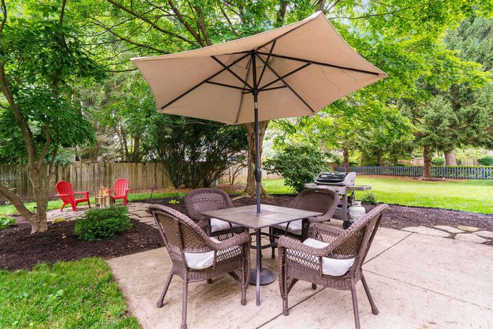 Property Photo:  1233 Churchbell Way  OH 43235 