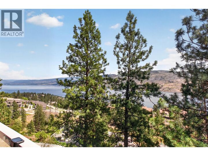 Photo de la propriété: 4630 Ponderosa Drive 308 BC V0X 1H5