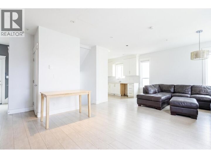 Property Photo:  2681 East 41st Avenue  BC V5R 2W6 