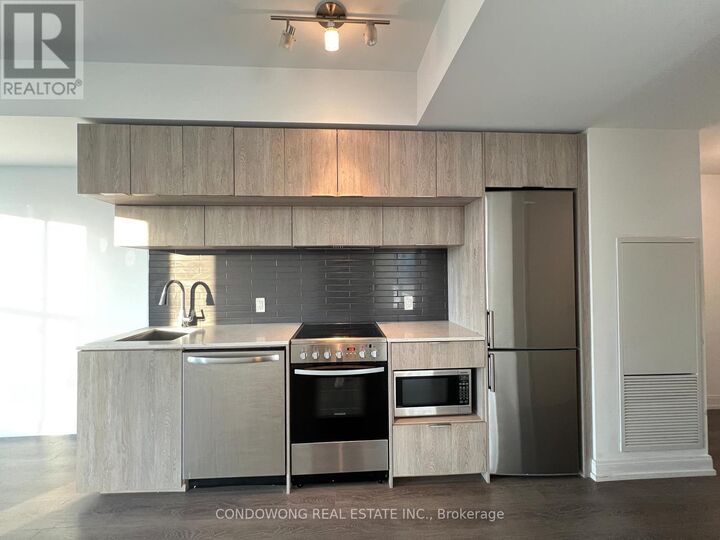 Property Photo: 181 Dundas Street East 4811 ON M5A 0N5