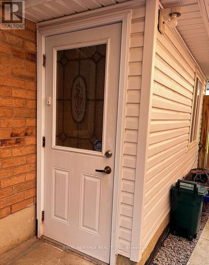 Photo de la propriété:  46 Solace Road  ON L6E 0A3 