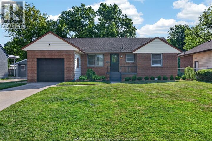 Property Photo: 3120 Academy Drive ON N9E 2H4