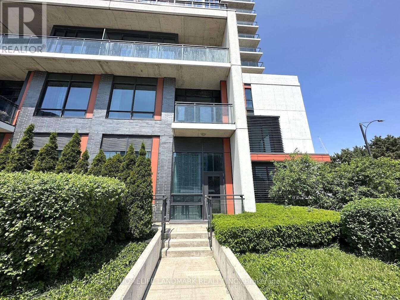 Property Photo:  55 Eglinton Avenue West 109  ON L5R 3P5 
