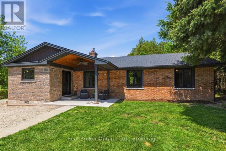 401479 Grey Rd 4 — photo 1