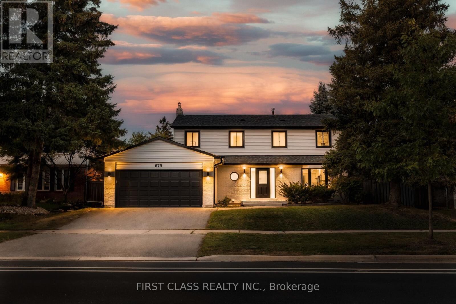 Property Photo:  679 Village Parkway  ON L3R 2Y4 
