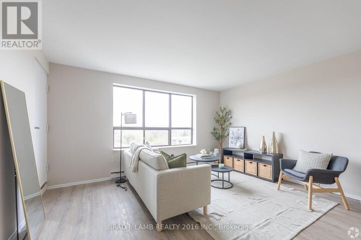 Property Photo: 35 Bredin Parkway North 604 ON L9W 3X2