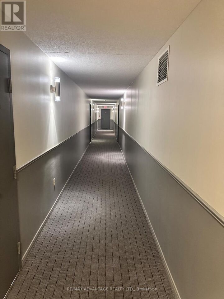 Property Photo:  30 Chapman Court 607  ON N6G 4Y4 