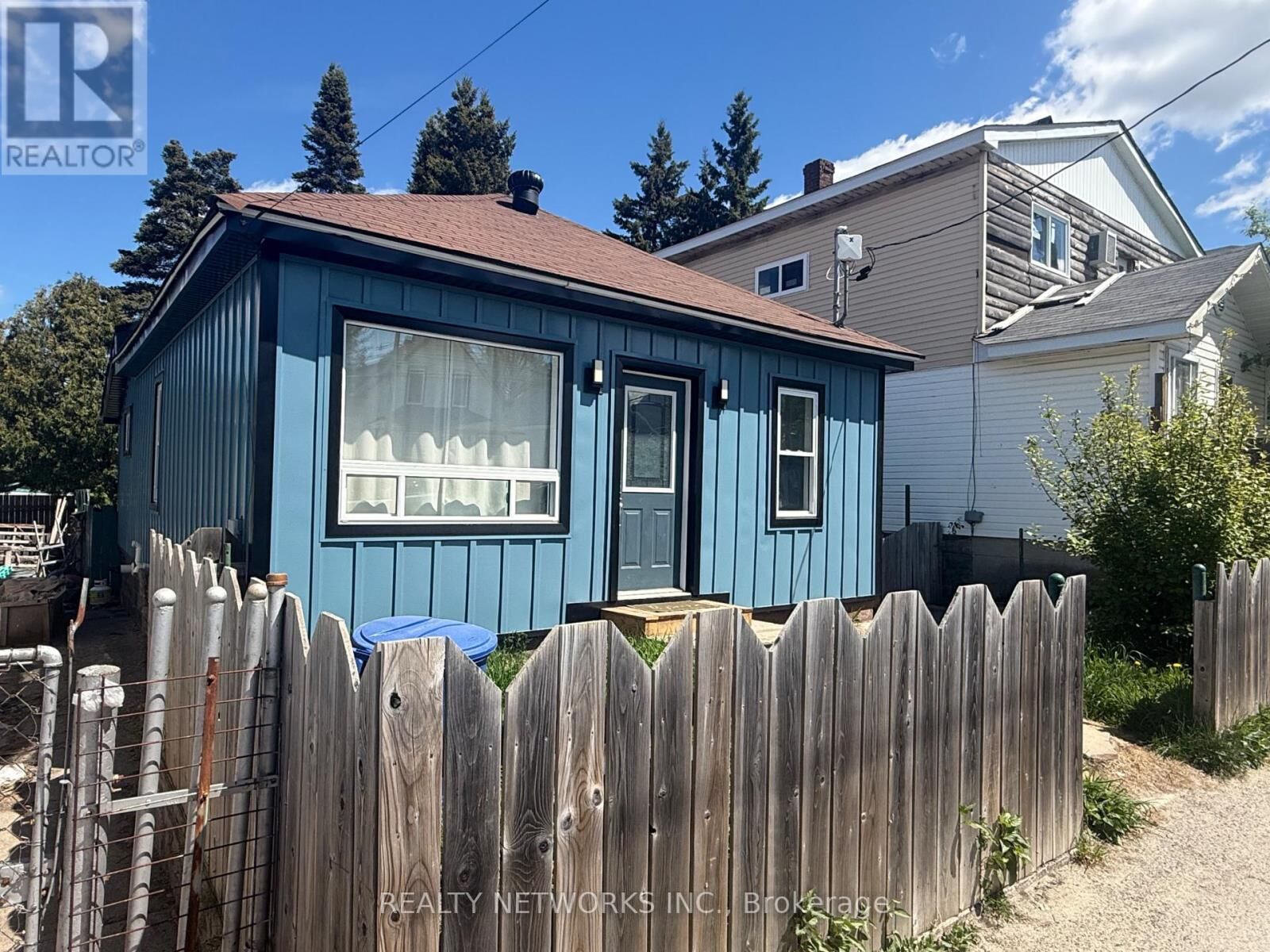 Property Photo:  109 Croatia Avenue  ON P0N 1G0 