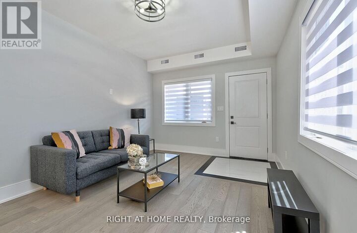 Property Photo:  131 Brock Avenue # 2  ON M6K 2L5 
