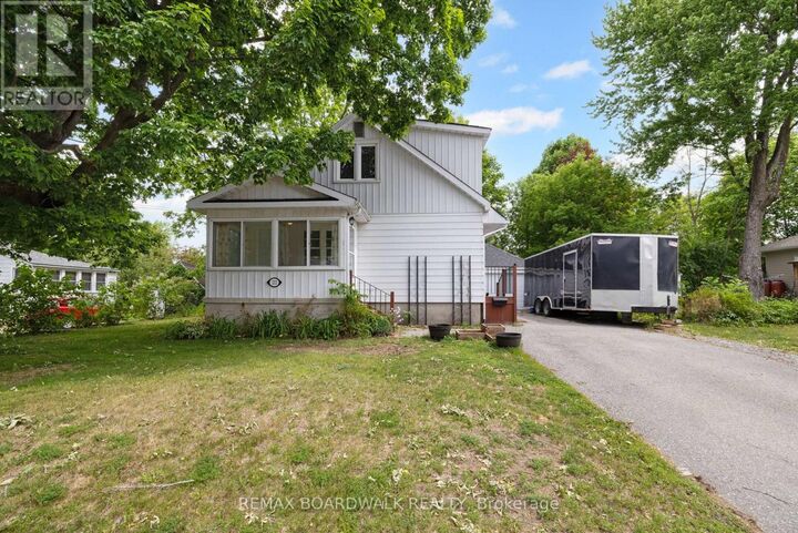 Property Photo:  111 Beckwith Street East  ON K7H 1C8 