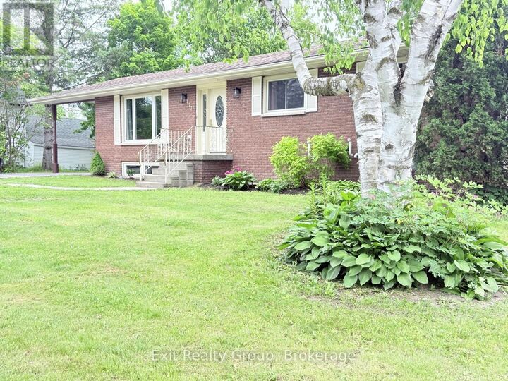 Property Photo: 177 West Front Street ON K0K 3E0