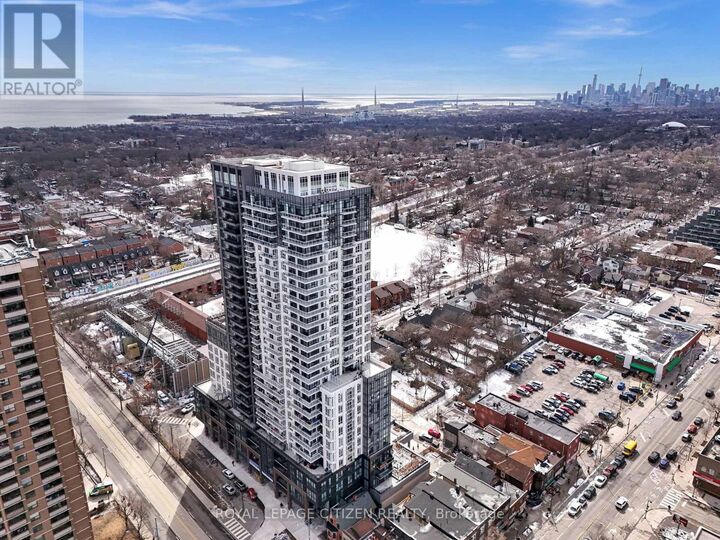 Property Photo:  286 Main Street 2110  ON M4C 0B3 