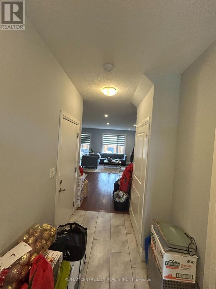 Property Photo:  751 Freeport Street  ON N6G 0R4 