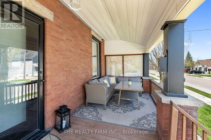 Property Photo: 31 Fifth Avenue ON N5R 4C2