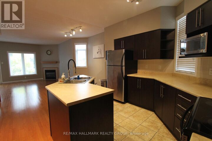 Property Photo: 1063 Redtail Private ON K1J 0B1
