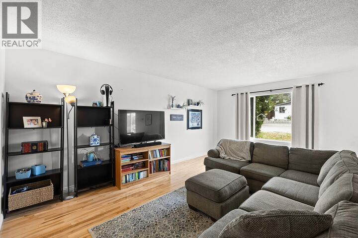 Property Photo:  2447 Margaret Road  BC V4T 1N6 