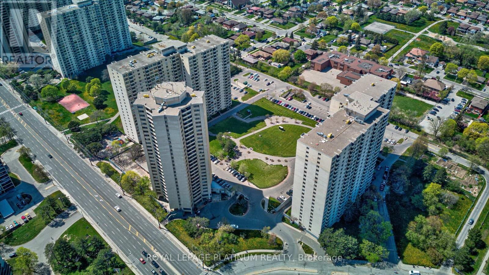Property Photo:  330 Dixon Road 408  ON M9R 1S9 