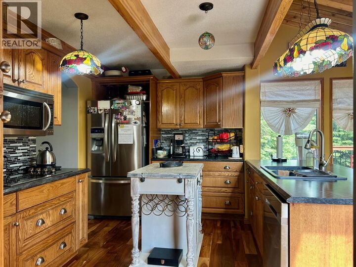 Property Photo: 58 Radar Road BC V0C 1R0