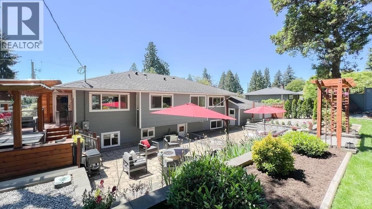 Photo de la propriété:  1395 Palmerston Avenue Main Level  BC V7T 2H8 