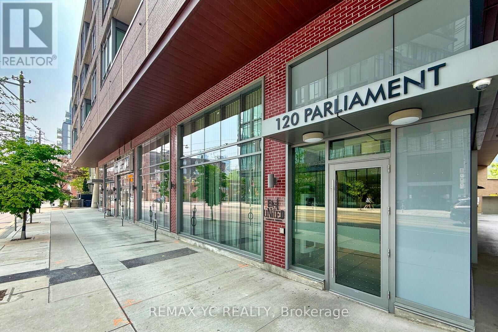 Property Photo:  120 Parliament Street 1710  ON M5A 2Y8 