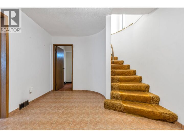 Photo de la propriété:  2848 East 42nd Avenue  BC V5R 2Y4 