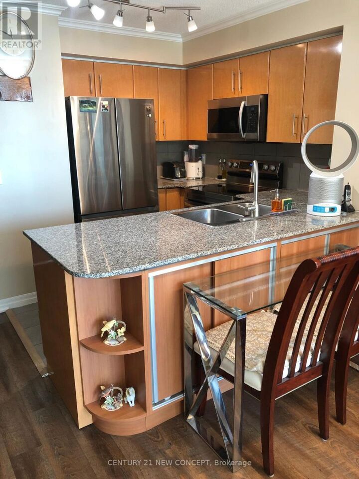 Property Photo: 16 Yonge Street 1310 ON M5E 2A1