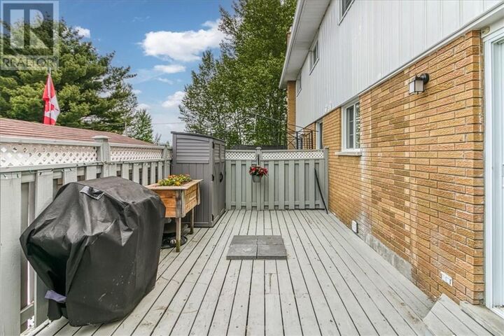 Property Photo:  50 Jeanne D'Arc Drive Unit# 3  ON P0M 1L0 