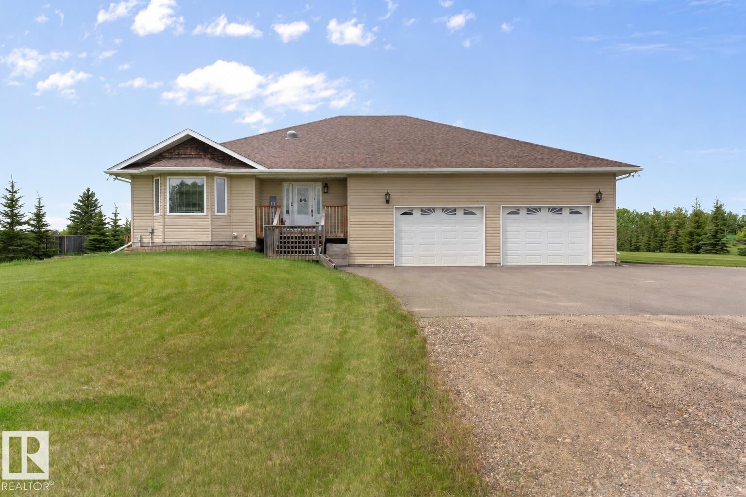 Property Photo: 42310 Township Road 632 AB T9M 1P1