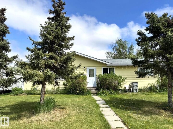 Property Photo: 5419 49 Street AB T0E 2M0