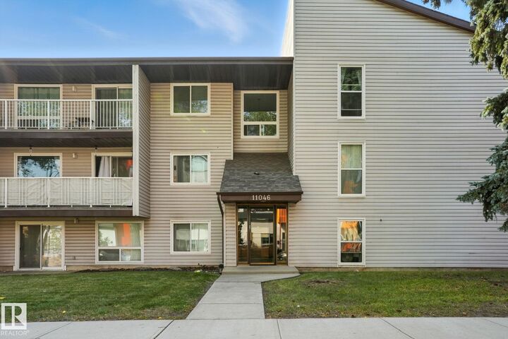 11046 130 Street NW 201 — photo 1