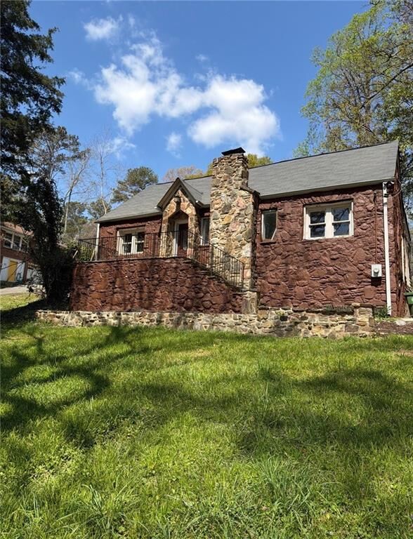 Property Photo:  2705 Benjamin E Mays Drive SW  GA 30311 