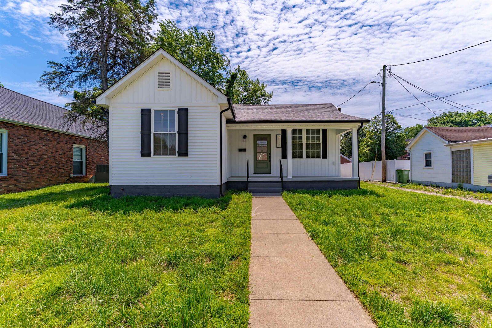 Property Photo: 714 S Main Street KY 42420