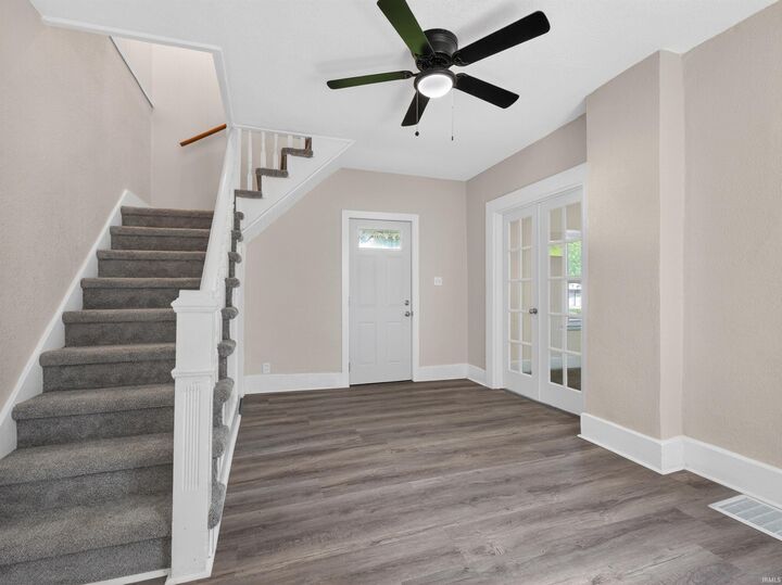 Property Photo:  422 Frederick Street  IN 46750-3207 
