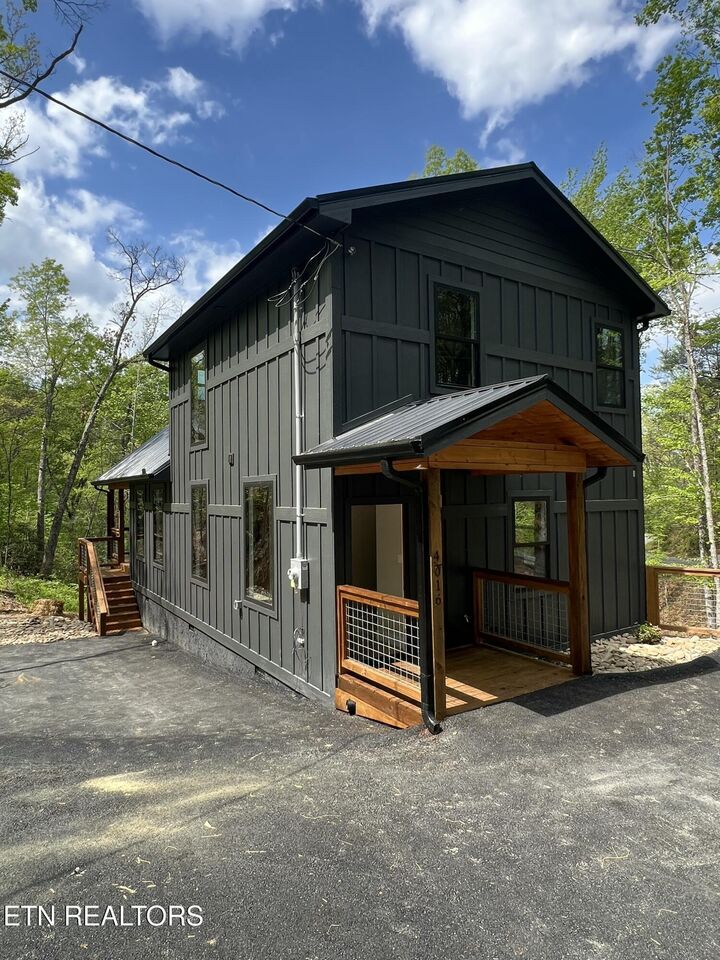 Property Photo:  4016 Dollys Drive  TN 37876 