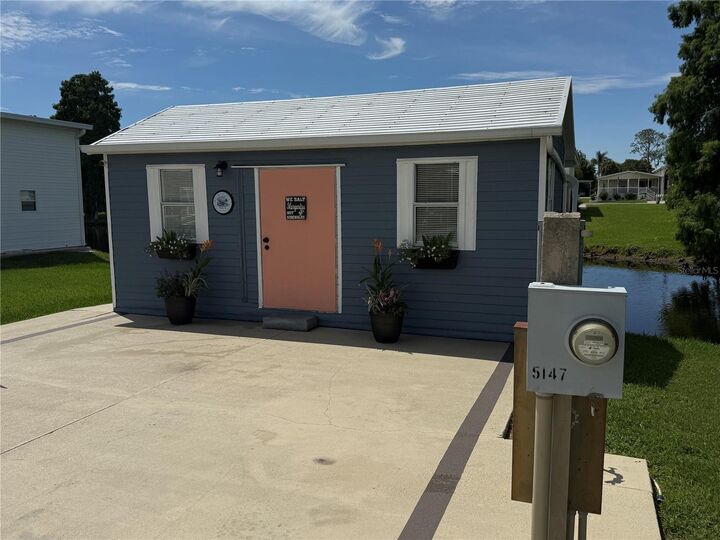 Property Photo:  5147 Island View Circle S  FL 33868 