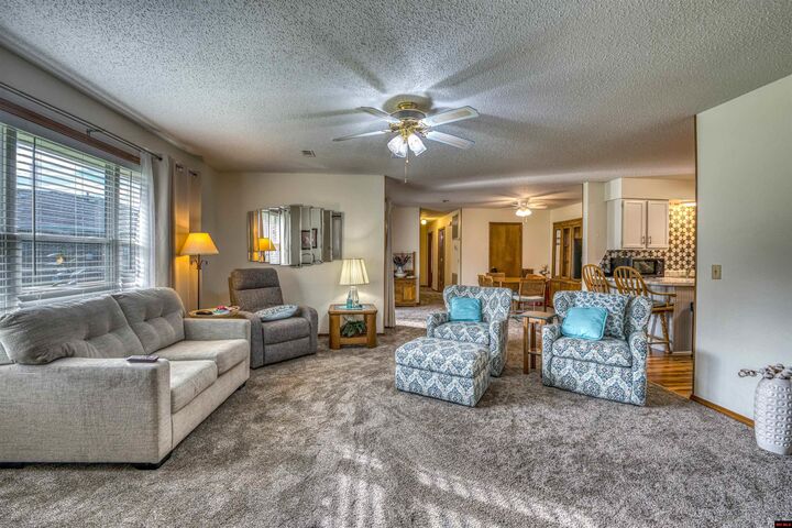Property Photo: 1526 Meadowhill Drive AR 72653