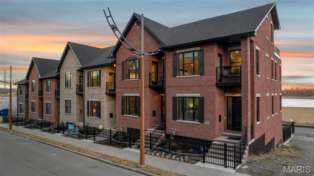 Property Photo: 294 N Main Street MO 63701