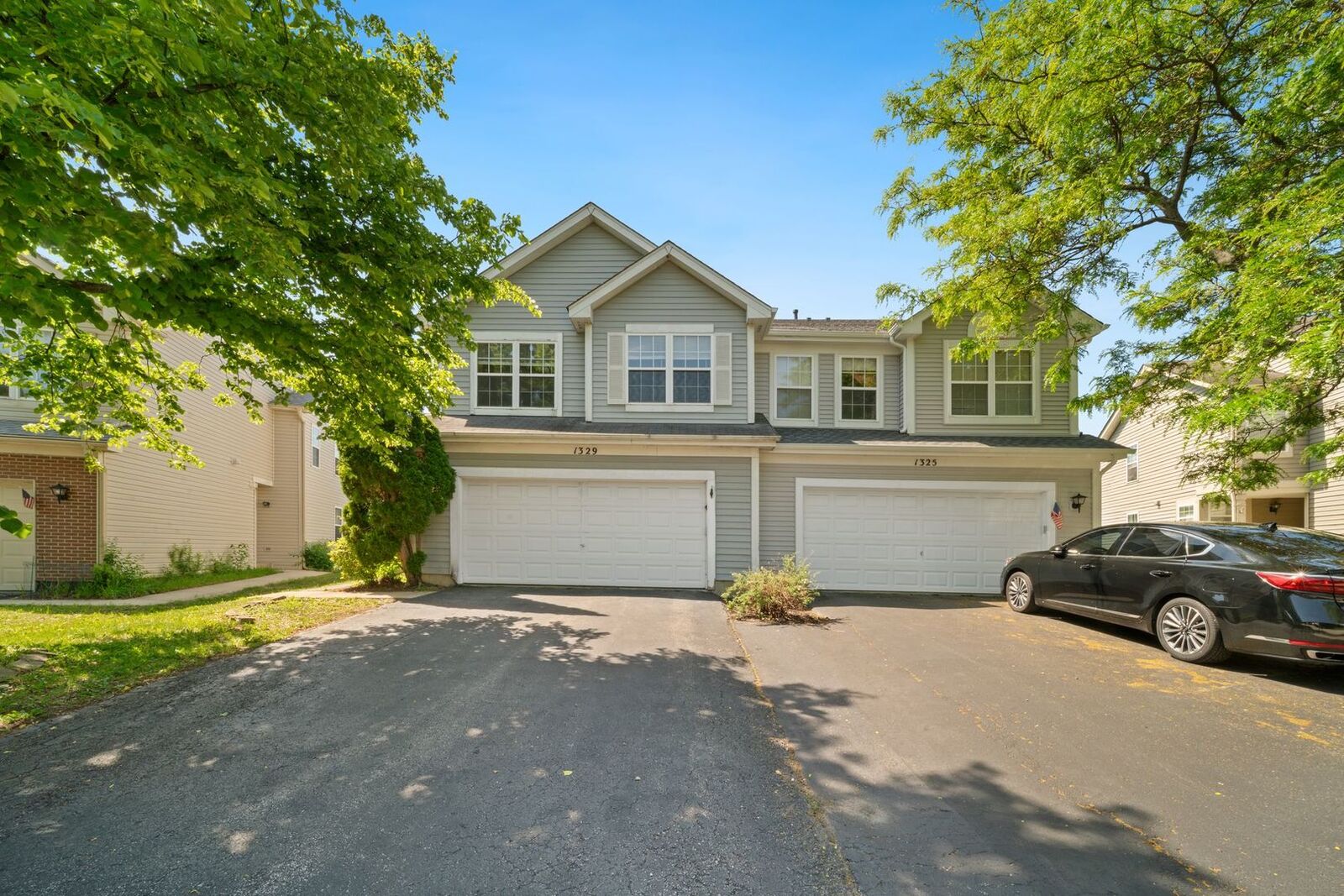 Property Photo:  1329 Newport Street  IL 60060 
