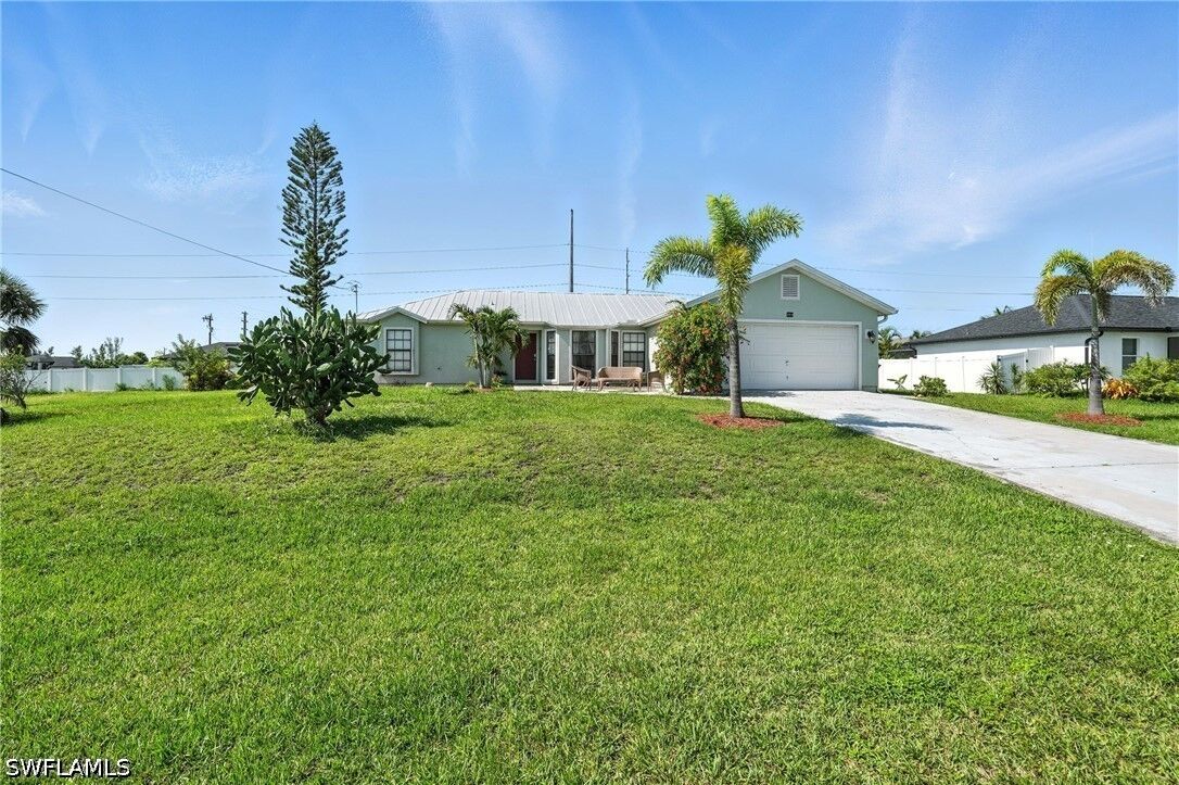 Property Photo:  324 NW 24th Terrace  FL 33993 