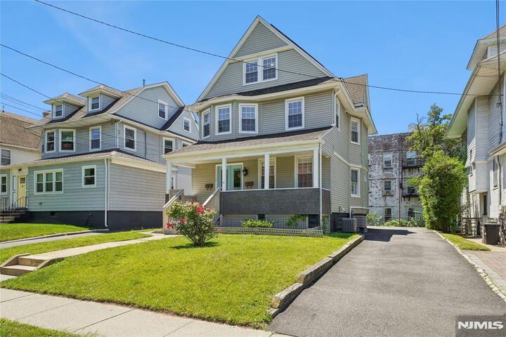 Property Photo:  14 Grove Terrace  NJ 07042 