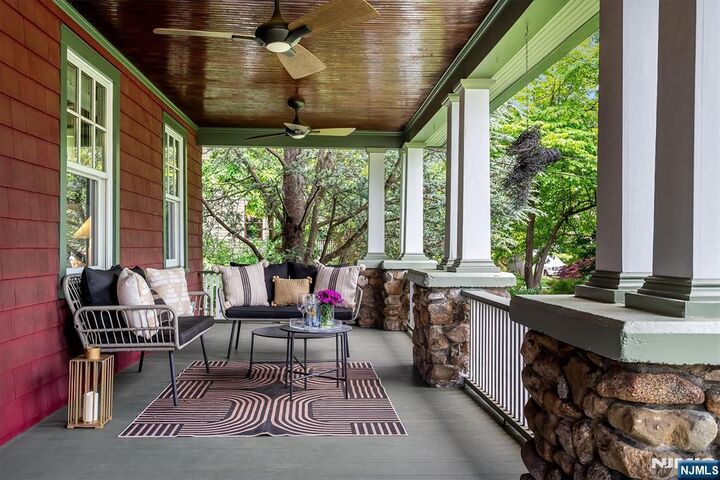 Property Photo:  275 Highwood Avenue  NJ 07450 