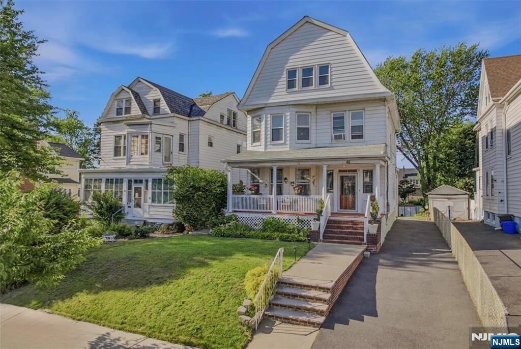 Property Photo:  42 Rossmore Place  NJ 07109 