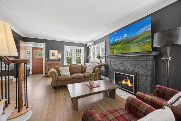 Property Photo:  4716 Garfield Avenue  MN 55419 