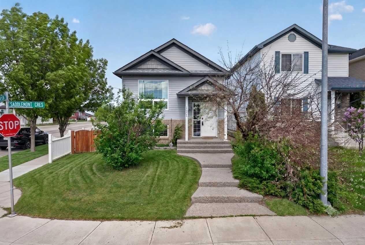 Property Photo:  171 Saddlemont Crescent NE  AB T3J 4R6 