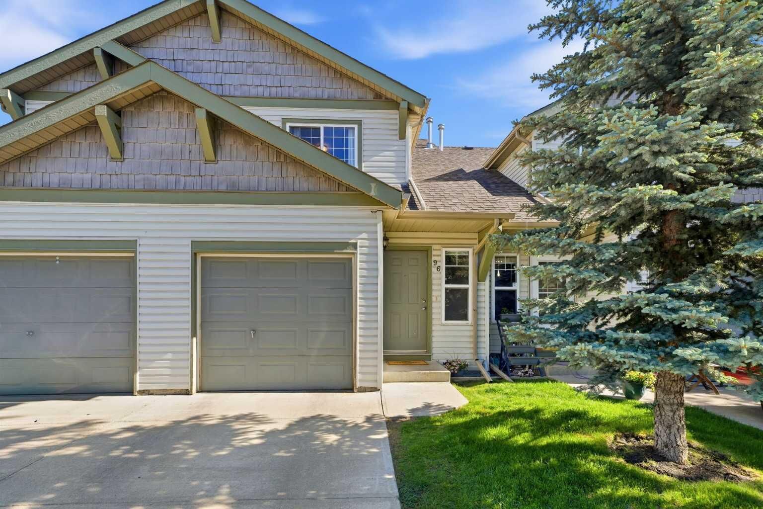 Property Photo:  96 Eversyde Court SW  AB T2Y 4S3 
