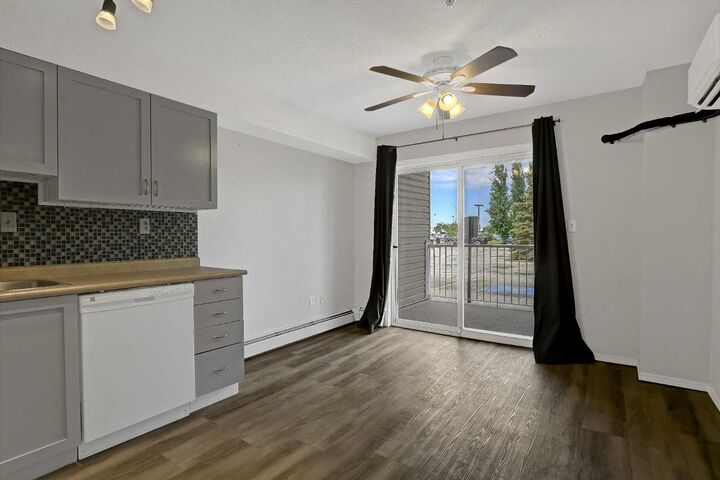 Property Photo:  11220 104 Avenue 109  AB T8V 0P3 